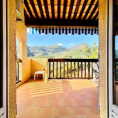 Deux Pieces Avec Vue Imprenable Sur La Crique Notre-dame Apartament