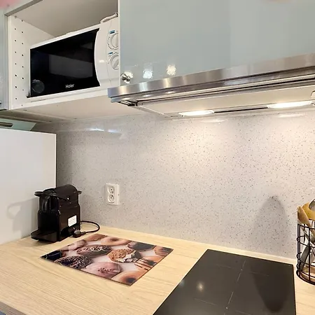 Deux Pieces Avec Vue Imprenable Sur La Crique Notre-dame Apartment *